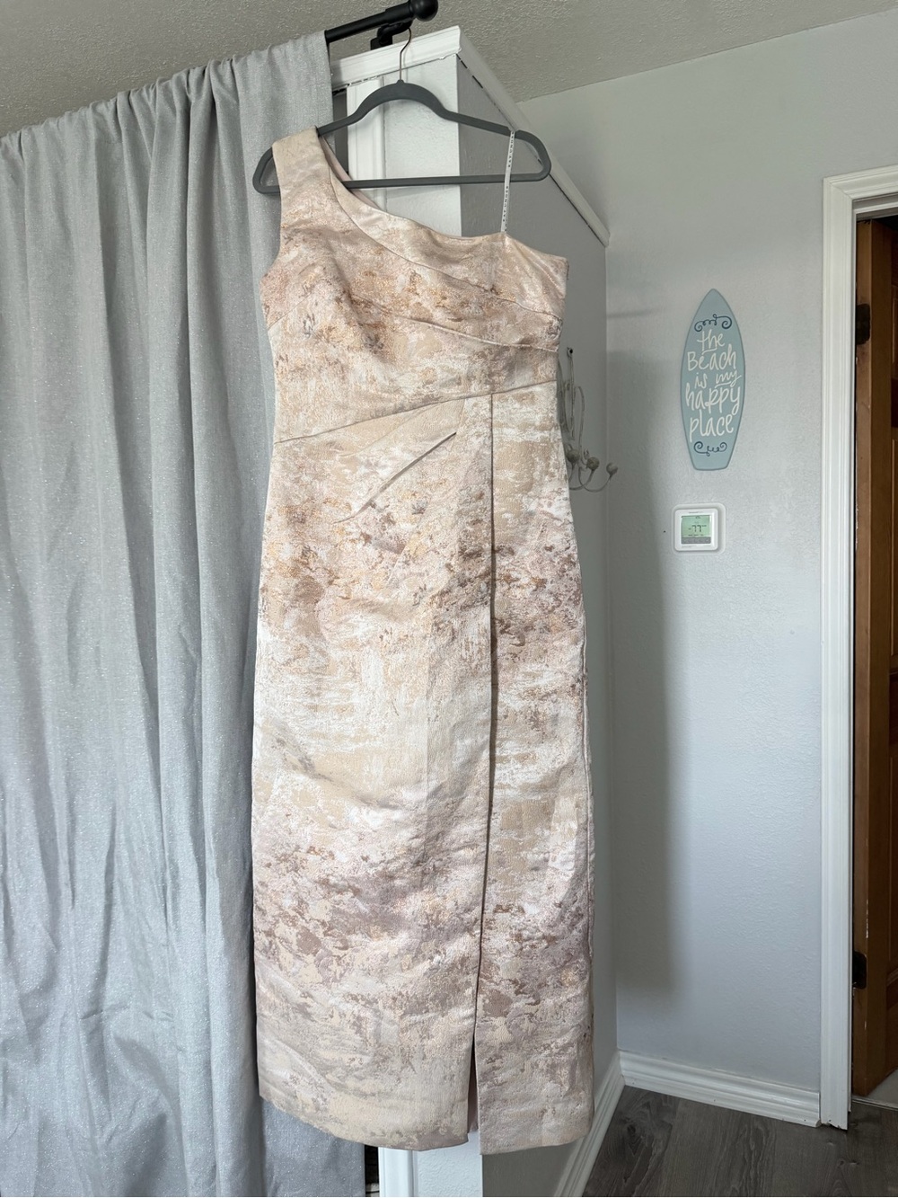 Kay Unger One-Shoulder Champagne Blush Jacquard Column Dress